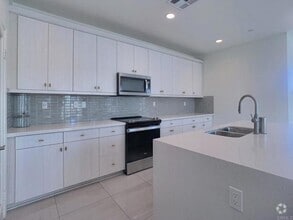 Building Photo - 2730 Pepino St