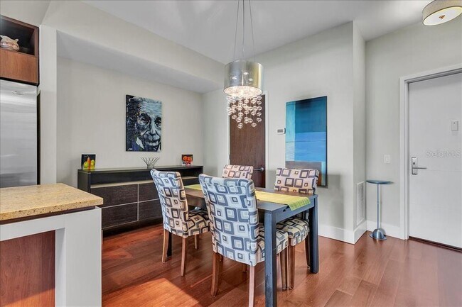 Foto del edificio - 111 N 12th St
