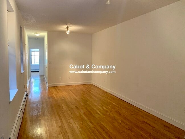 Building Photo - 213 E Berkeley St