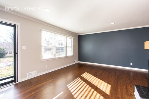 Foto del edificio - 6516 W 78th St