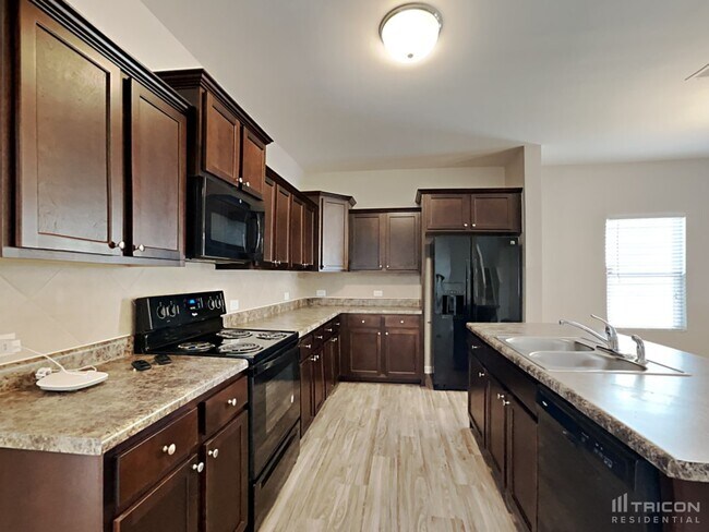 Building Photo - 2211 Osprey Ln