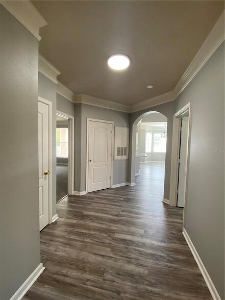 Building Photo - 10504 Villa View Cir