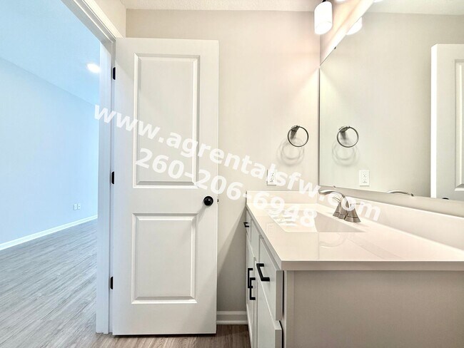 Foto del edificio - 3 Bedroom/ 1.5 Bath