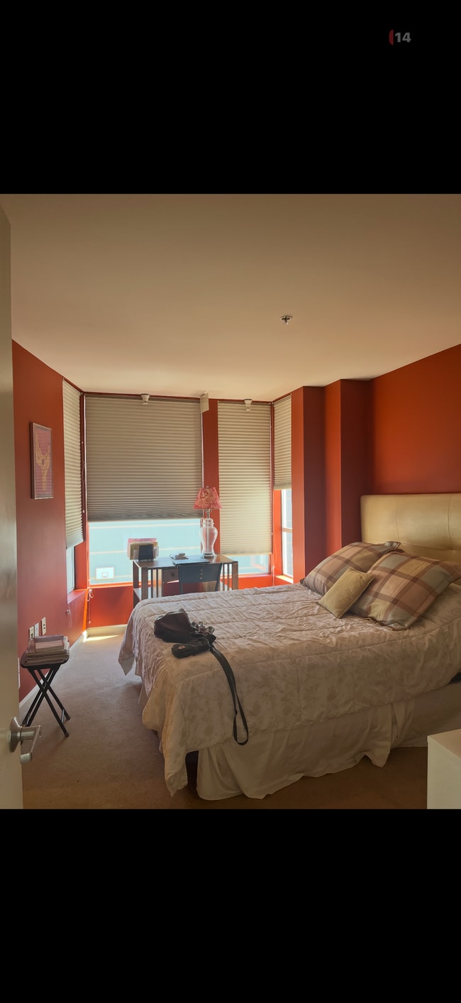 Foto del edificio - 81 Frank Norris St