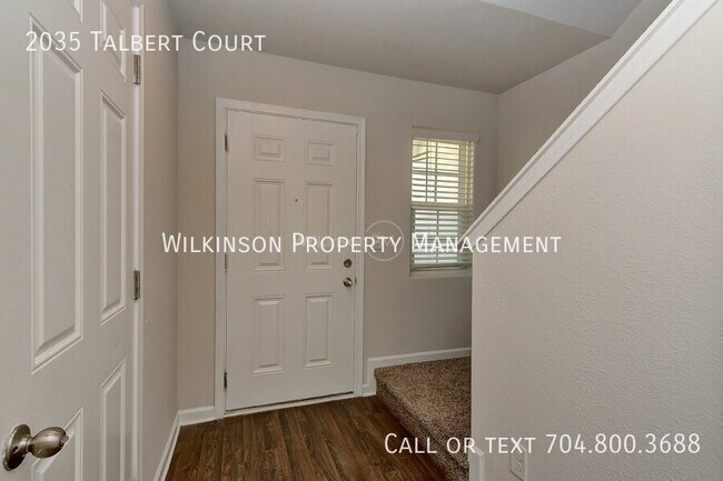 Foto del edificio - 2035 Talbert Ct