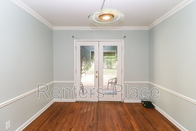 Foto del edificio - 1439 E 36th St