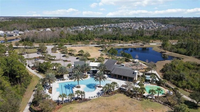 Foto del edificio - 17241 Goldcrest Loop