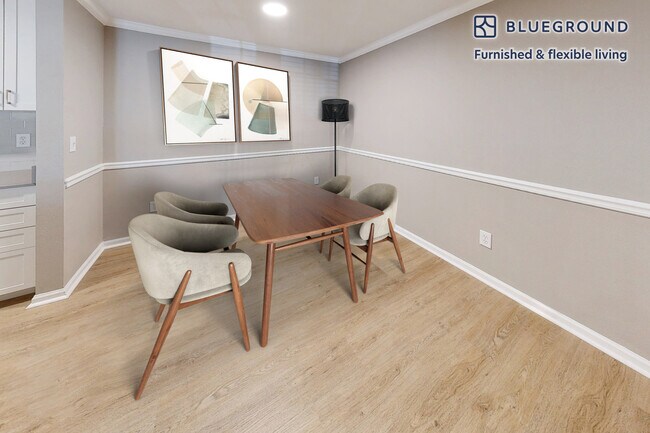 Foto del edificio - 100 Court N Dr