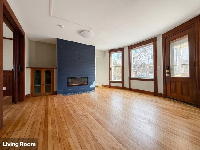 Living Room - 2613 Bryant Ave S