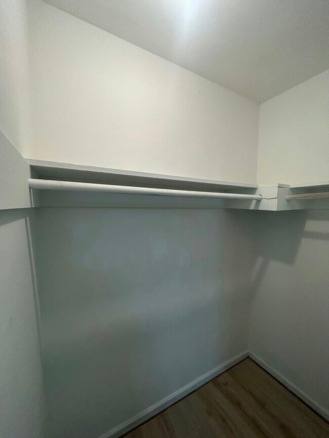 Foto del edificio - 1317 Fieldcrest