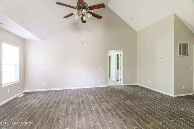 Building Photo - 739 Helmwood Cir