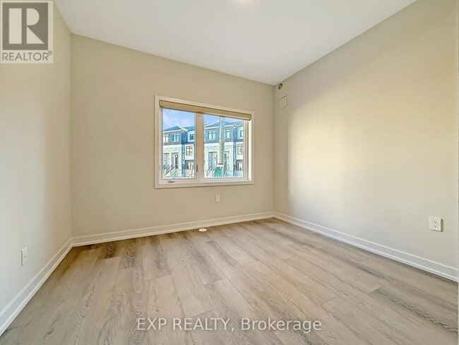 Building Photo - 10 Honey Milk Ln