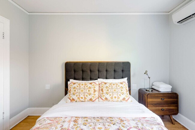 Foto del edificio - 5016 NE 29th Ave