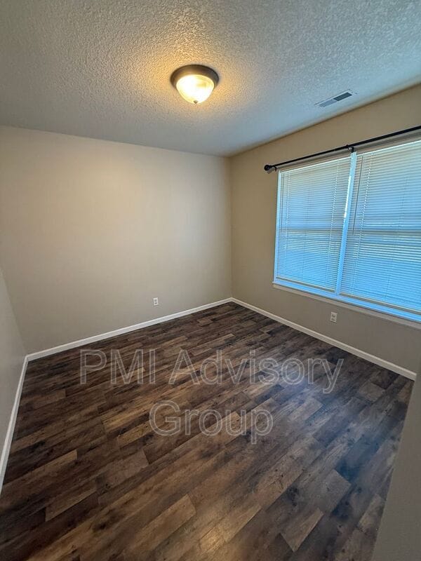 Foto del edificio - 2713 SE Taurus Ct