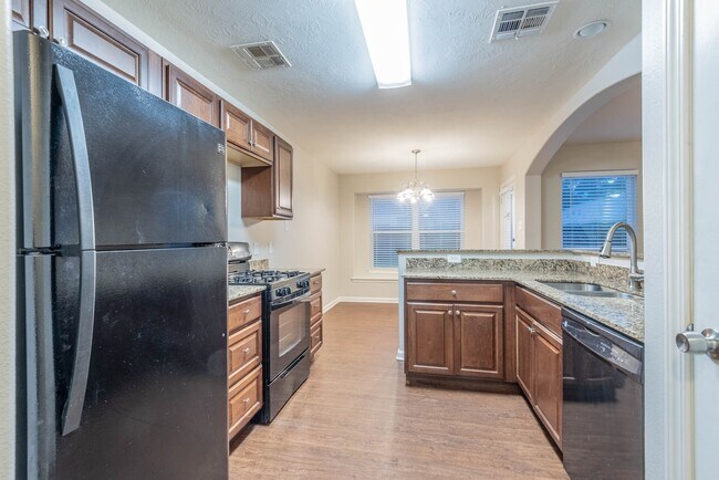Foto del edificio - 2607 Kiplands Way Dr