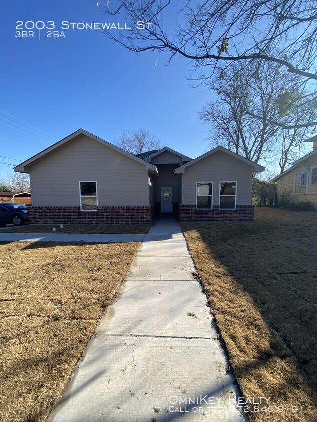 2003 Stonewall St, Greenville, TX 75401 House Rental in Greenville