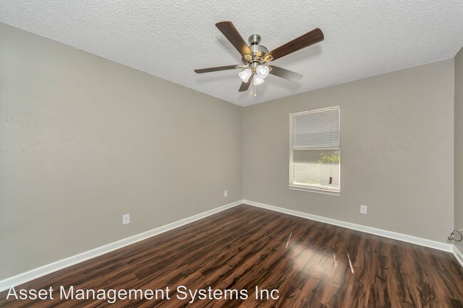 Building Photo - 709 Hercules Ln