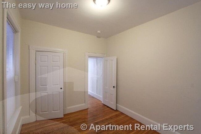 Foto del edificio - 891 Massachusetts Ave