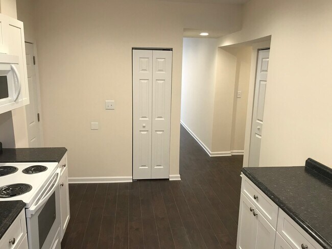 Foto del edificio - 1603-5 7th Ave
