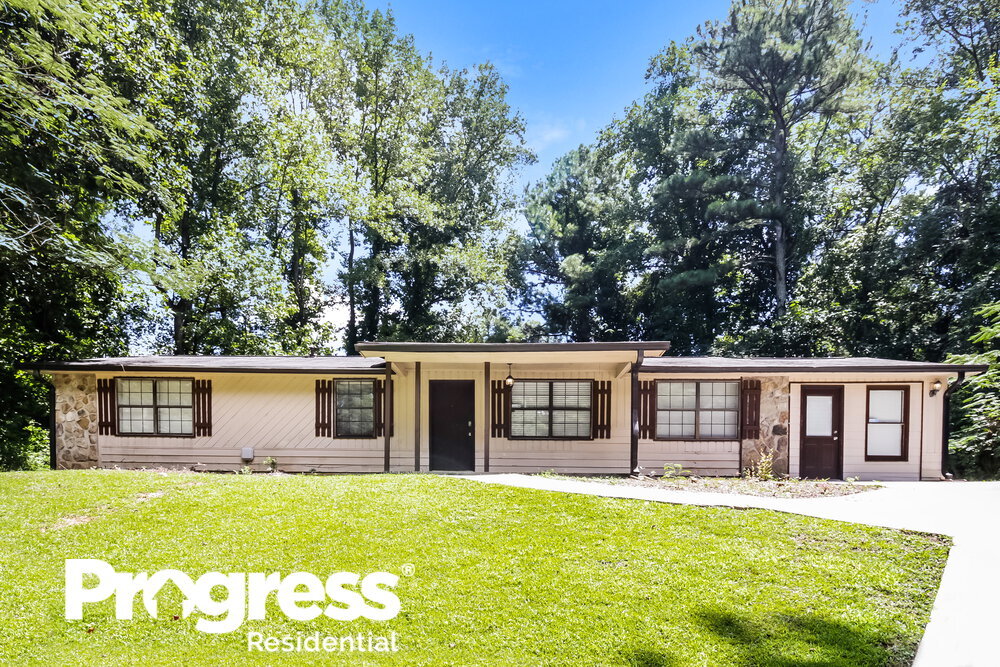 Primary Photo - 2607 Foxwood Pl