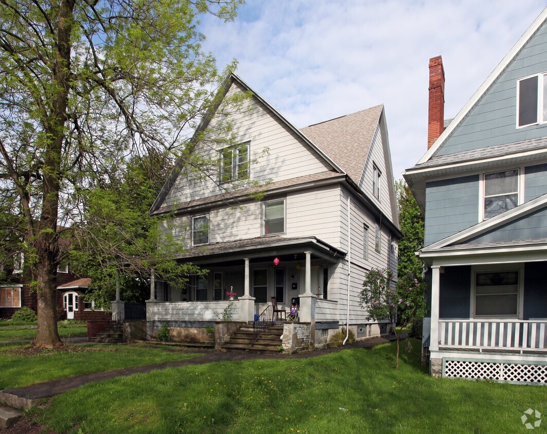 Primary Photo - 939-941 Culver Rd