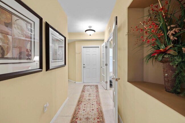 Foto del edificio - 1445 Tiffany Ln