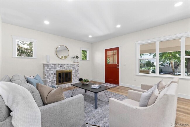 Foto del edificio - Enjoy this beautiful home in Congress Park!
