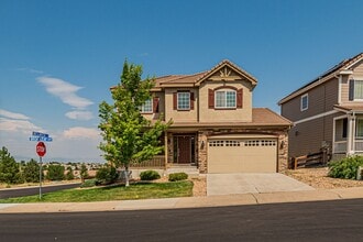 Building Photo - 2057 Broadleaf Loop