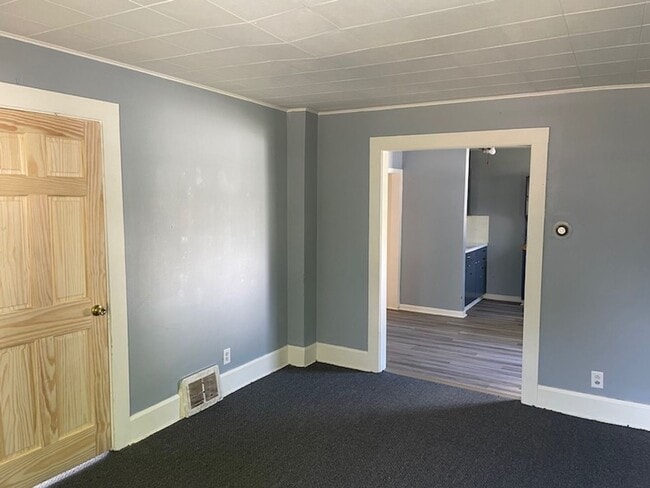 Building Photo - Coming Soon- cute ranch in Mansfield