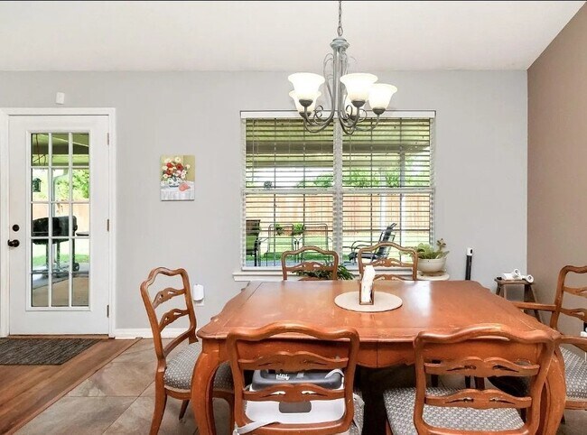 Foto del edificio - 10234 Scott Plantation Dr N
