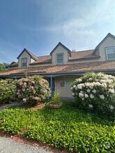 Building Photo - 66 Kennedy Dr