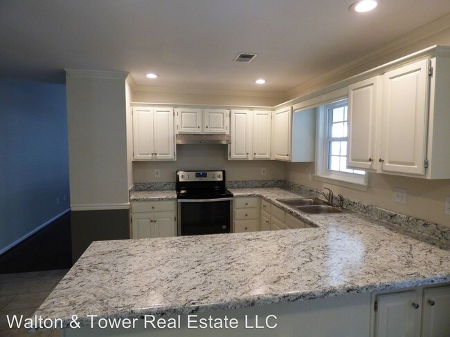 Building Photo - 3 br, 2 bath House - 172 Brook Hollow Dr