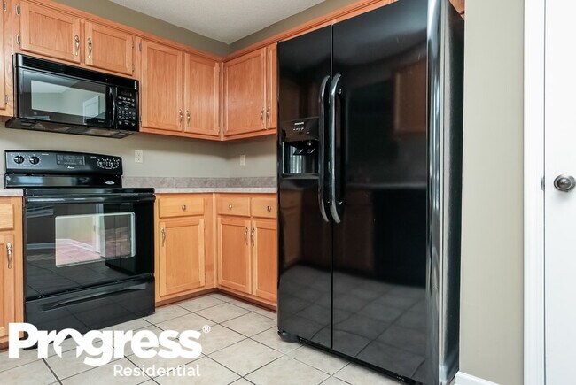 Foto del edificio - 7470 Jennifer Dr