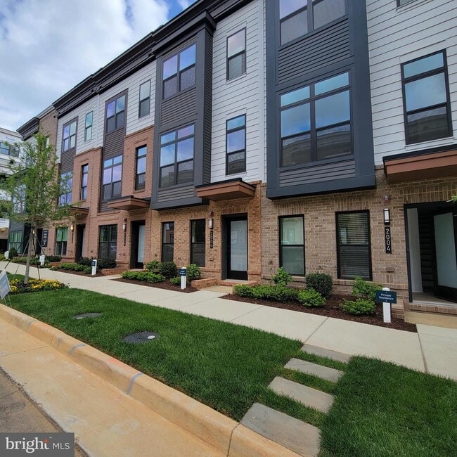 Building Photo - 2004 Tysons Ridgeline Rd