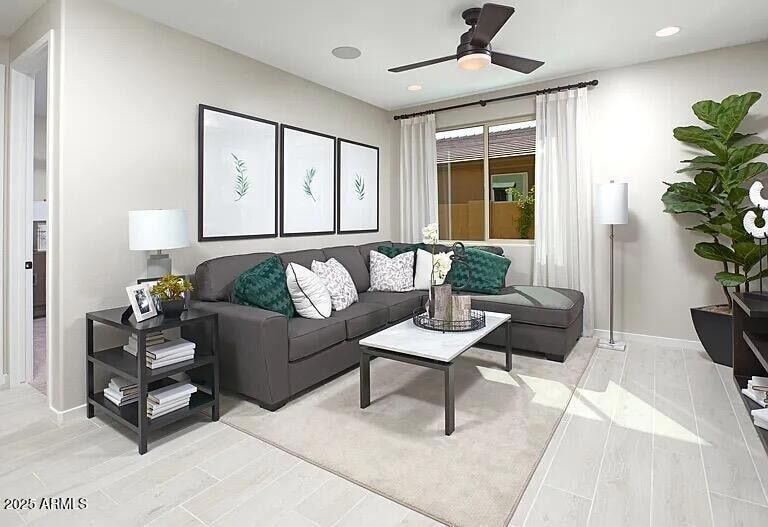 Foto del edificio - 15698 W Woodlands Ave