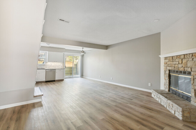 Interior Photo - Chestnut Heights Townhomes