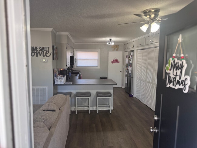 Foto del edificio - 102 Gracie St