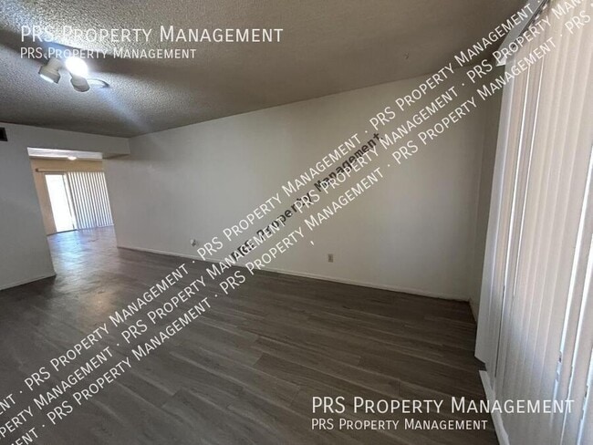 Foto del edificio - 5309 S River Dr