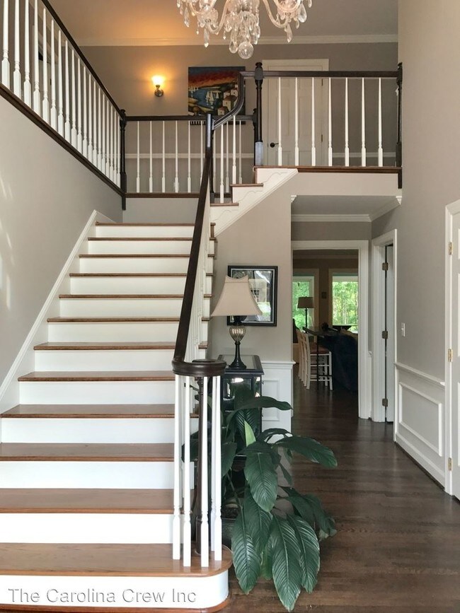 Foto del edificio - 5 br, 3.5 bath House - 4243 Allistair Rd