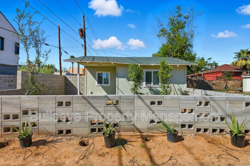 Foto principal - 830 N 10th St