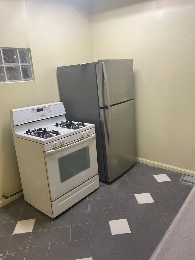 4004 Union Rd Unit Lower rear, Cheektowaga, NY 14225 Apartments in Cheektowaga, NY