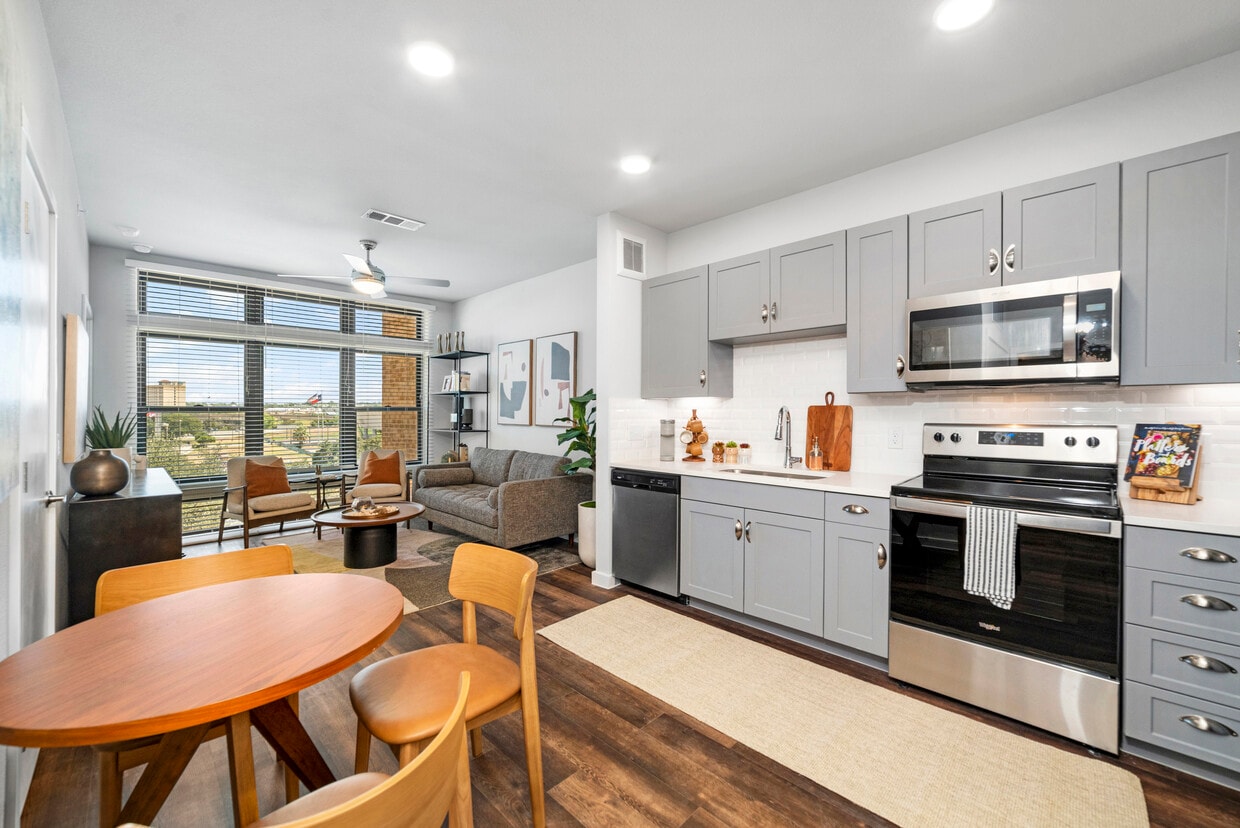 100 Labor Downtown Apartments Apartments in San Antonio, TX