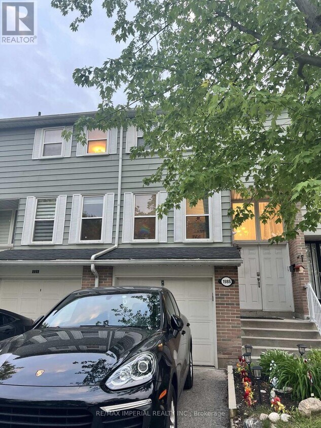 Photo principale - 1986 John St.