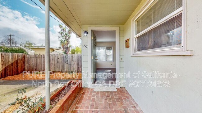 Foto del edificio - 370 Steele Ln