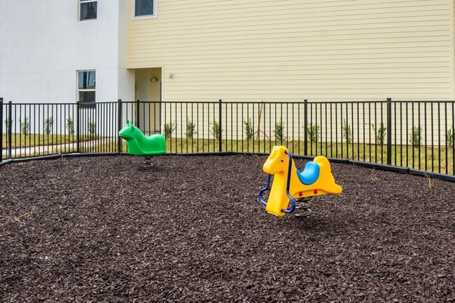 Interior Photo - Nottinghill Living Davenport