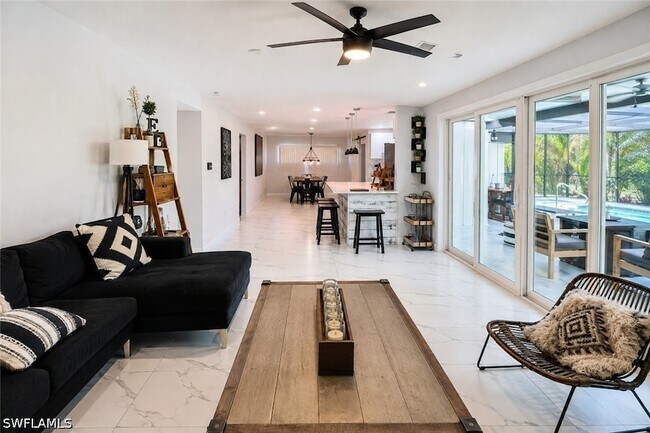 Foto del edificio - 4439 Parrot Ave