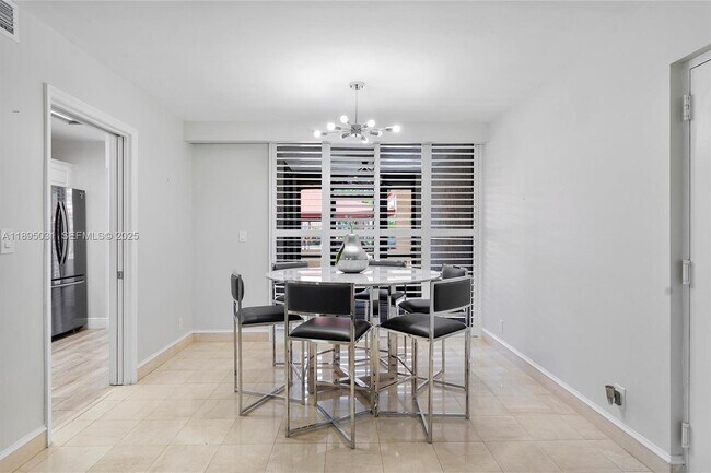 Foto del edificio - 7225 Promenade Dr