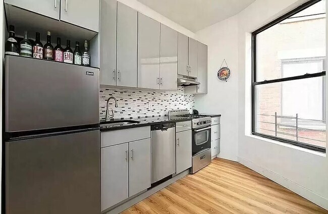 Building Photo - 207 West 107th Street