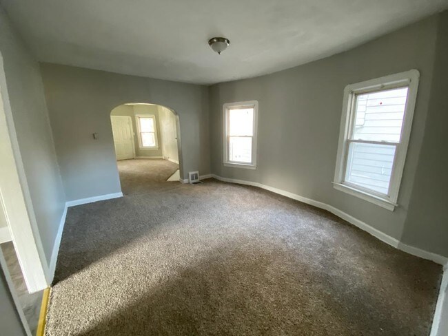 Building Photo - 1681 Elberon Ave