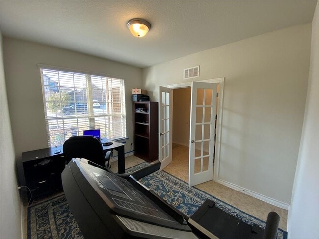 Foto del edificio - 16009 Nightshade St